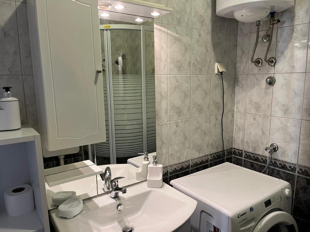 דירות רייקה Apartman Lora מראה חיצוני תמונה